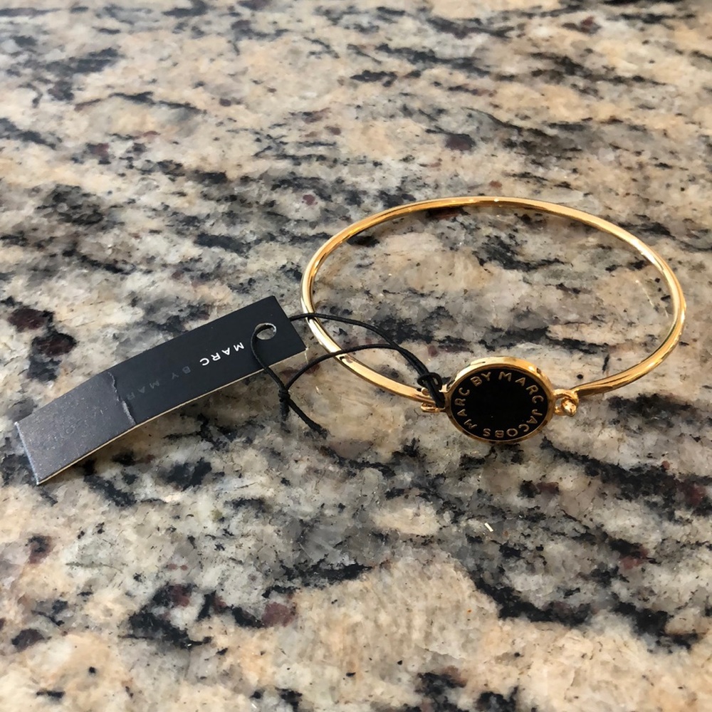 MARC JACOBS SKINNY BLACK ORO BRACELET